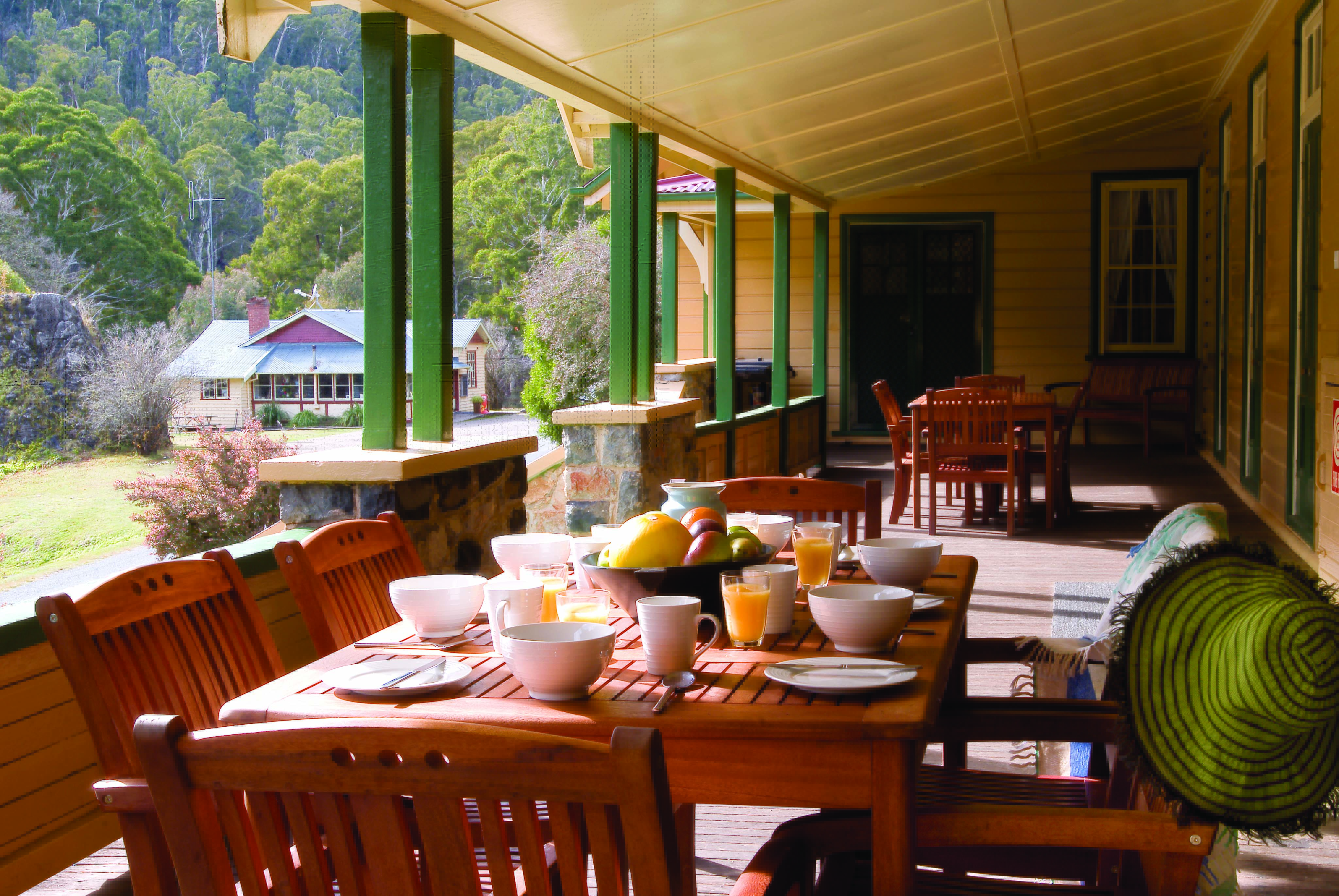 Yarrangobilly Caves House