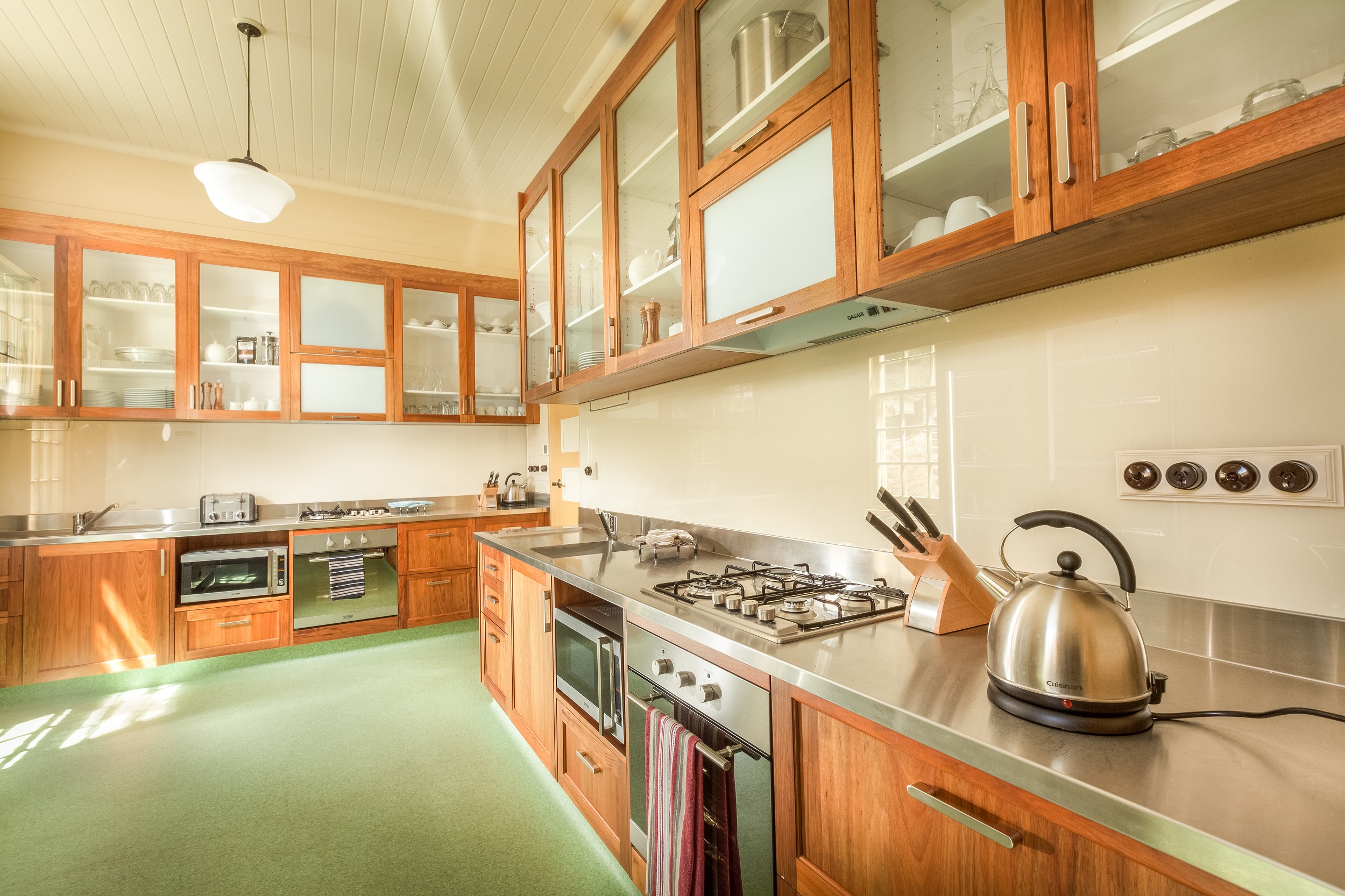 1102_Yarrangobilly Caves House 5.jpg